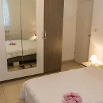 Zeljka 아파트 Mundanije