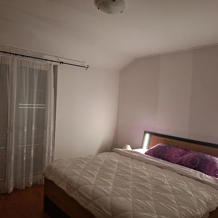 Apartment Zeljka Mundanije