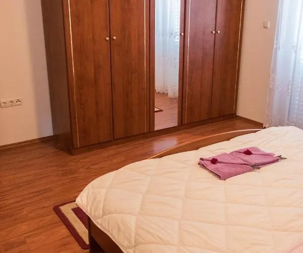 Zeljka Apartman *